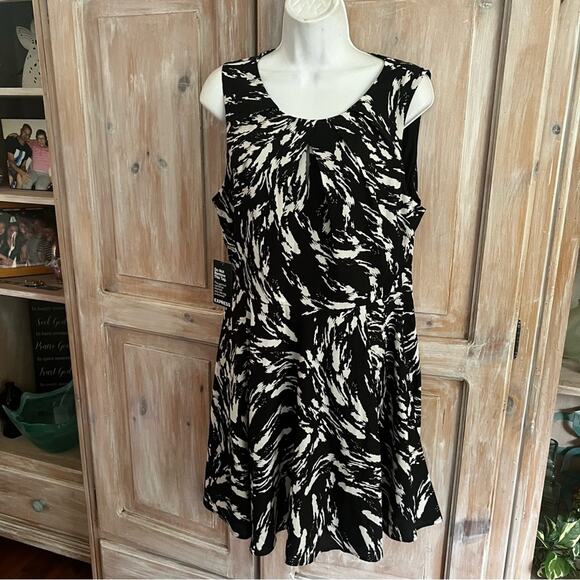 Express Black & White Dress Women’s 12 NEW - Picture 2 of 10